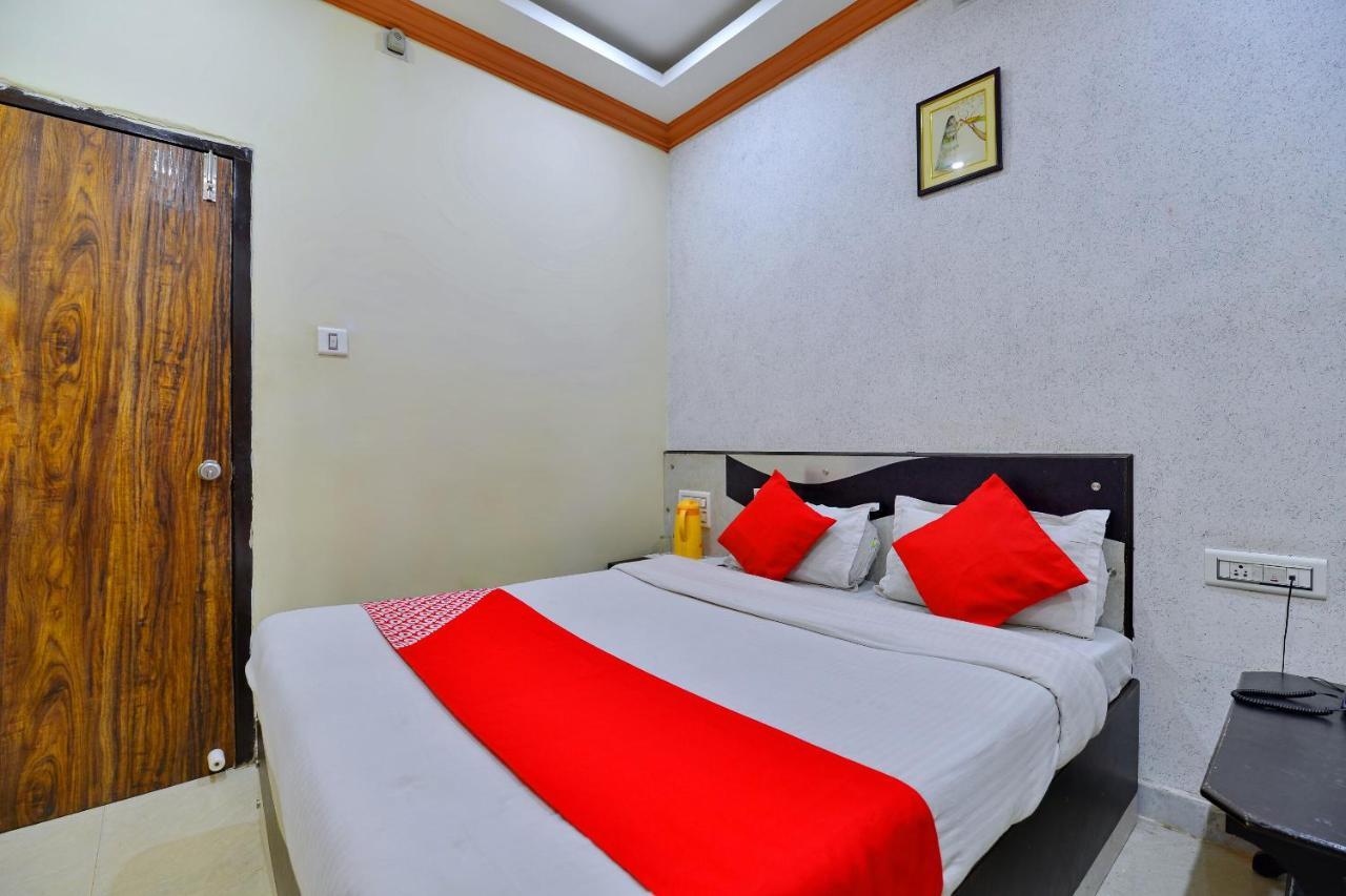 Oyo 6541 Hotel Relax Inn Udaipur Esterno foto